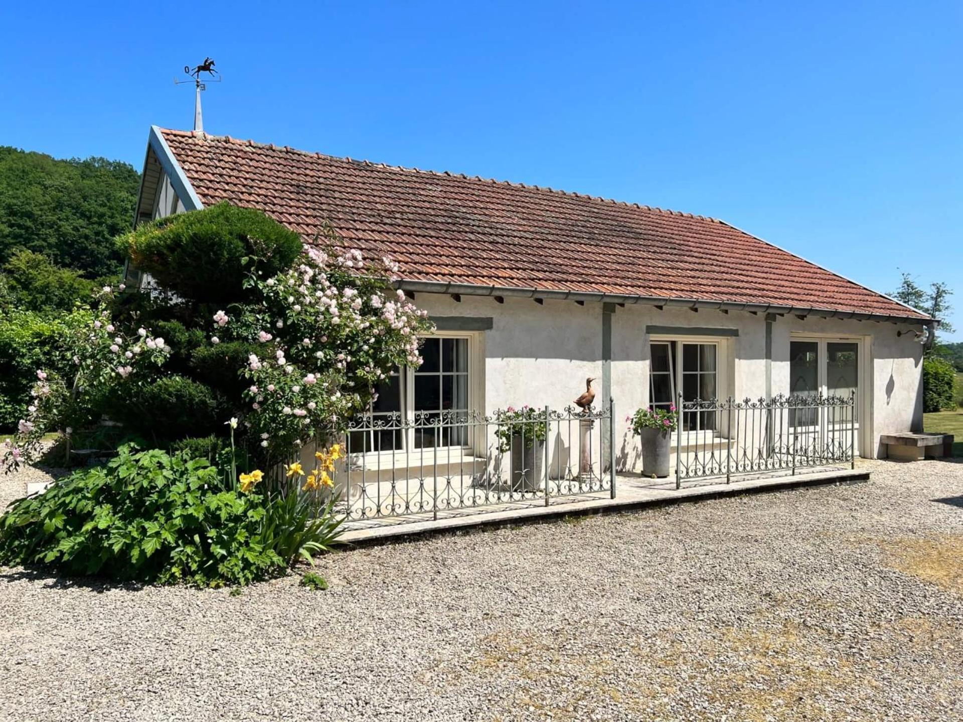 L'Escale Champetre Bed and Breakfast Culmont Εξωτερικό φωτογραφία